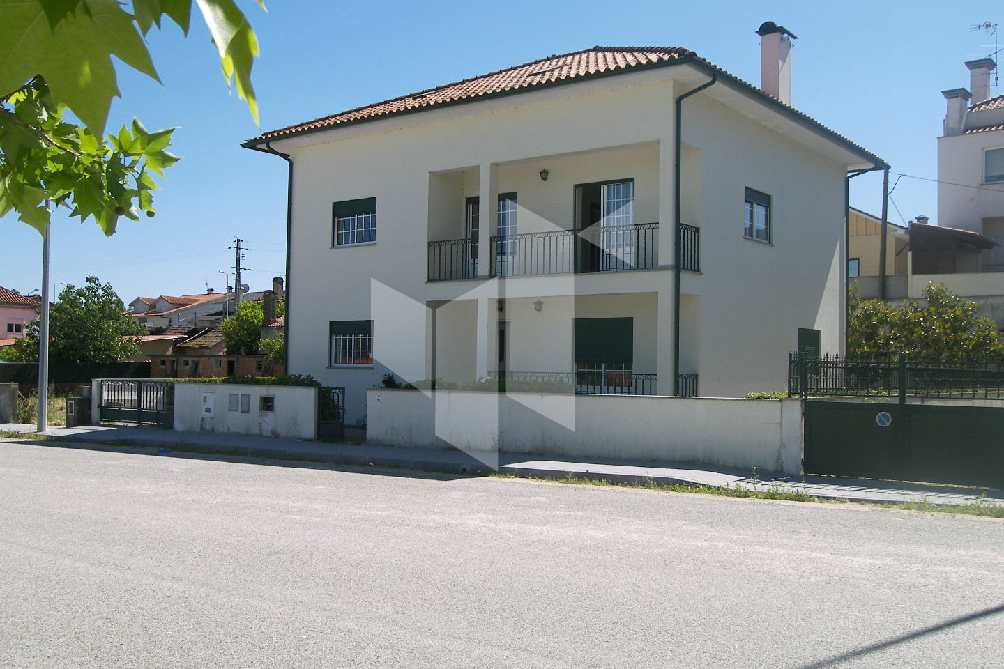 Moradia Isolada T5, Campo de Besteiros