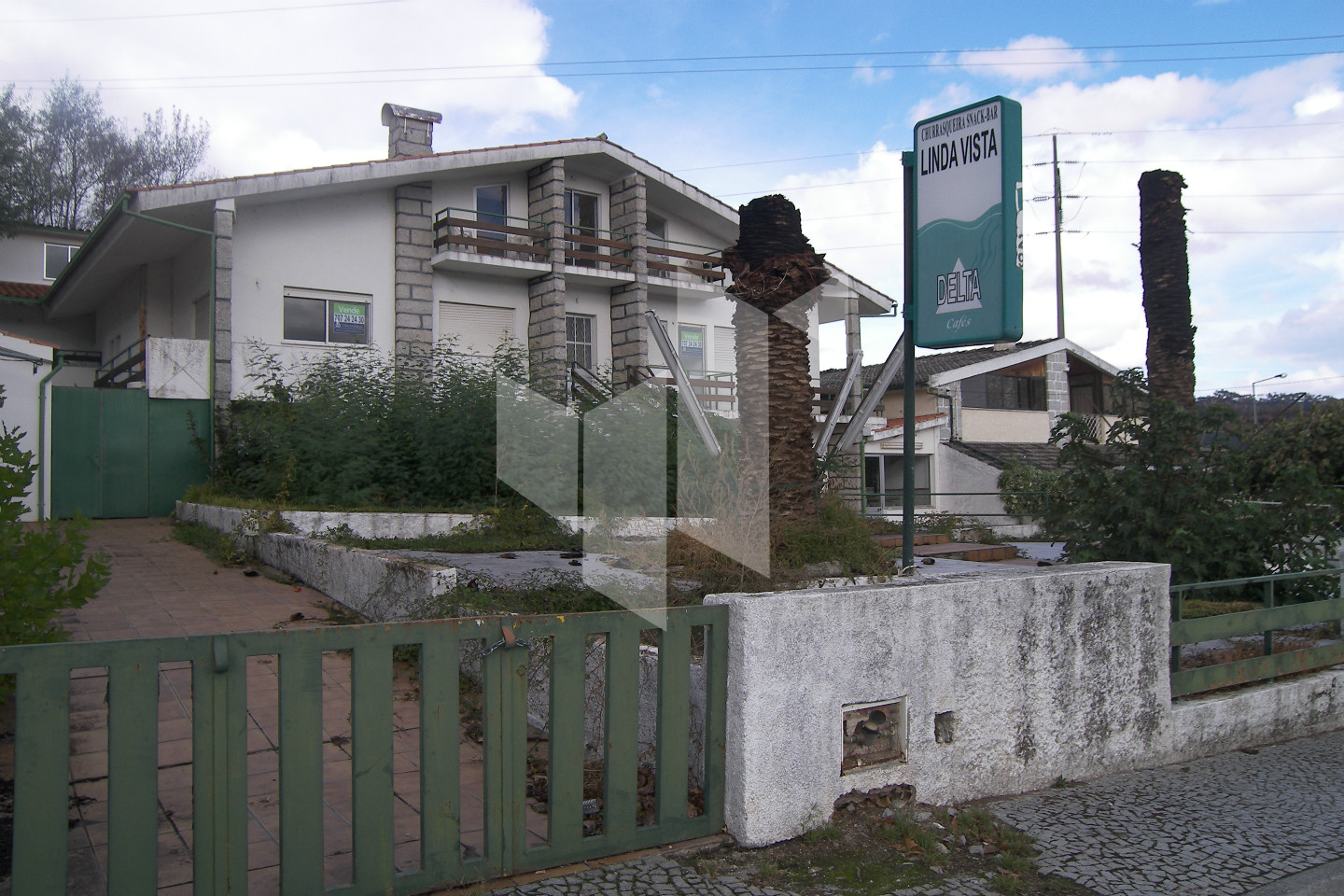 Prédio , Canas de Senhorim